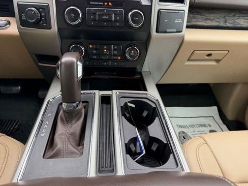 Used 2019 Ford F150 Lariat w/ FX4 Off-Road Package AWD/4WD image 14