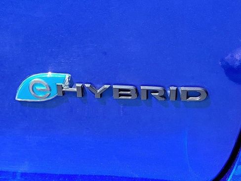 Used 2019 Chrysler Pacifica Limited w/ Advanced Safetytec Group FWD image 10