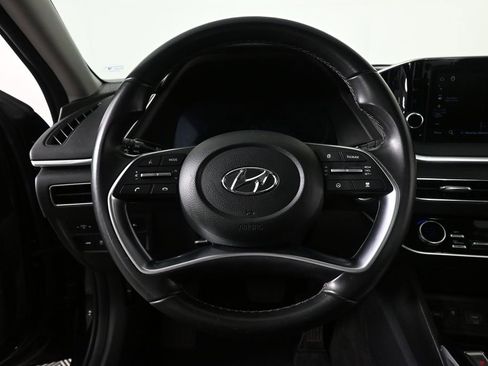 Used 2023 Hyundai Sonata SEL w/ Convenience Package FWD image 2