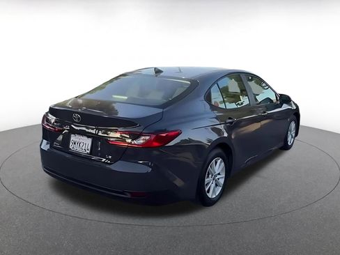 Used 2025 Toyota Camry LE image 14