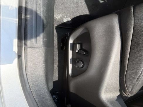 Used 2025 Jeep Compass Limited AWD/4WD image 19