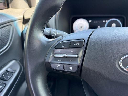 Used 2022 Hyundai Kona Limited w/ Cargo Package AWD/4WD image 12