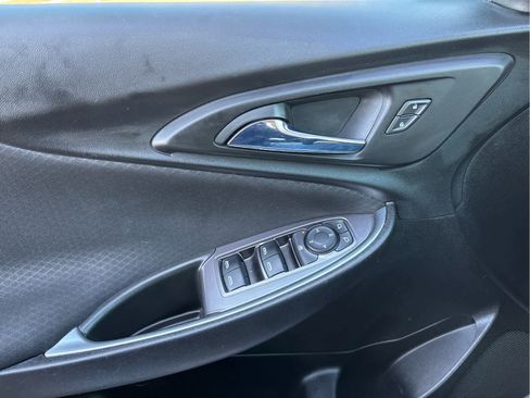 Used 2022 Chevrolet Malibu LT image 25