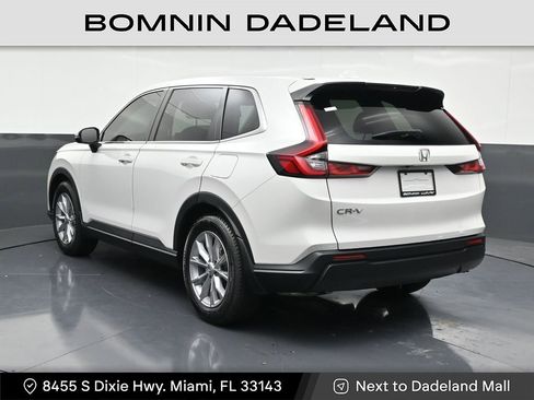 Used 2023 Honda CR-V EX image 3