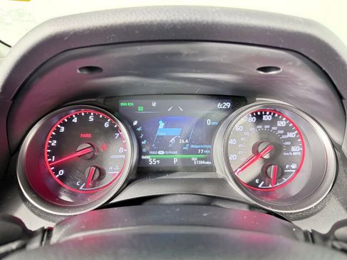 Used 2021 Toyota Camry XSE image 16