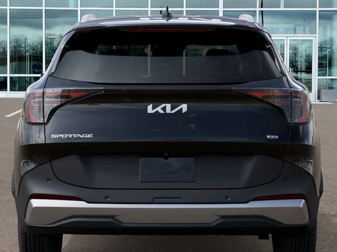 New 2026 Kia Sportage EX image 14
