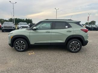 New 2026 Chevrolet TrailBlazer LT w/ Convenience Package FWD video 2