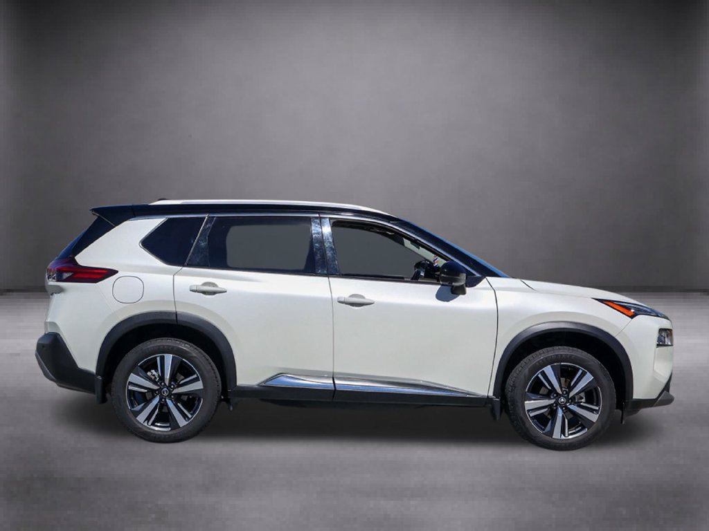 Used 2021 Nissan Rogue SL FWD image 3