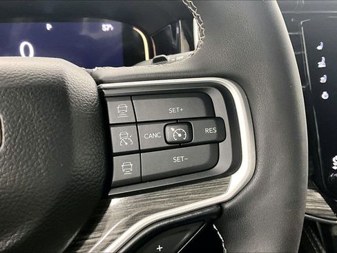 Used 2022 Jeep Wagoneer Series III w/ Convenience Group I image 20