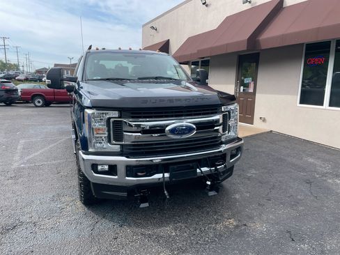 Used 2019 Ford F350 XLT w/ XLT Value Package image 2
