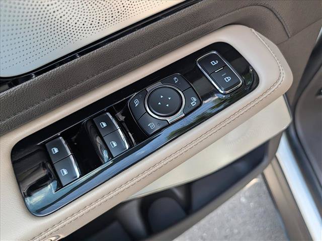 Used 2023 Lincoln Aviator Reserve w/ Equipment Group 201A AWD/4WD image 34