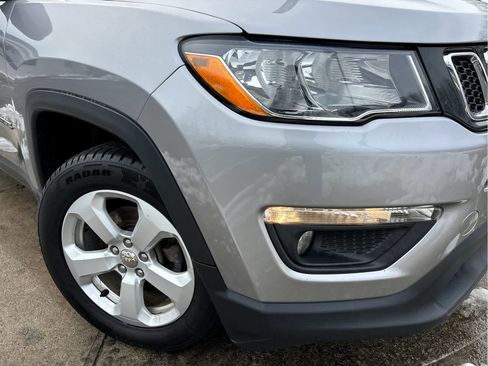 Used 2018 Jeep Compass Latitude w/ Popular Equipment Group image 25