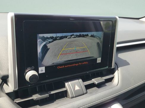 Used 2024 Toyota RAV4 LE FWD image 16