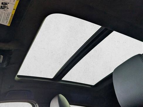 Used 2018 BMW X2 sDrive28i image 17