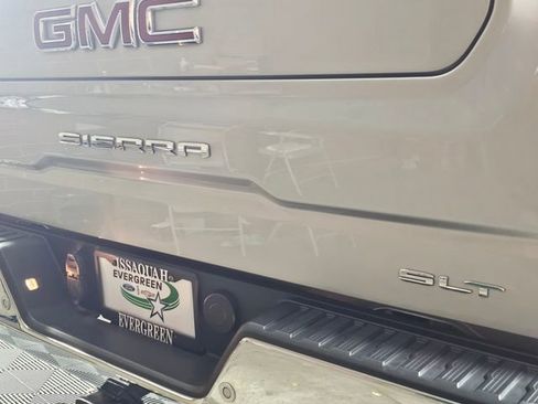 Used 2019 GMC Sierra 1500 SLT image 15