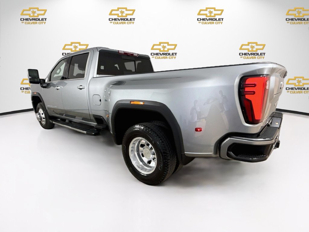 Used 2024 GMC Sierra 3500 Denali w/ Denali Reserve Package AWD/4WD image 6