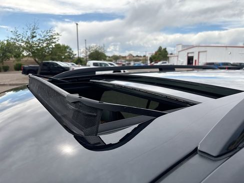 Used 2025 Honda Pilot TrailSport image 21