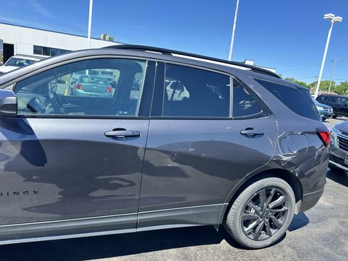 Used 2023 Chevrolet Equinox RS AWD/4WD image 5