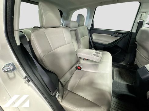 Used 2016 Subaru Forester 2.5i Limited w/ Popular Package #2 image 29