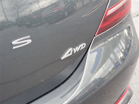 Used 2022 Genesis G70 2.0T image 29