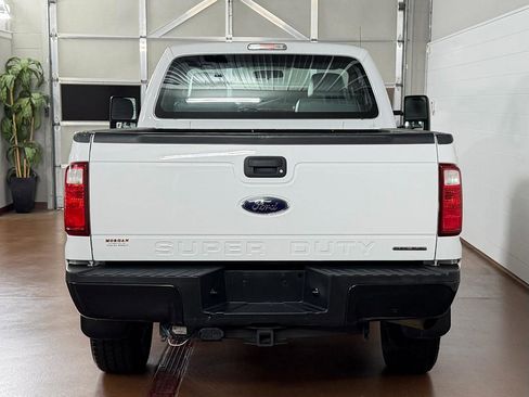 Used 2016 Ford F250 XL AWD/4WD image 4