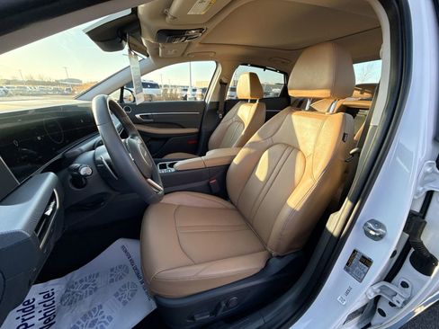 Certified 2025 Hyundai Sonata Limited image 14