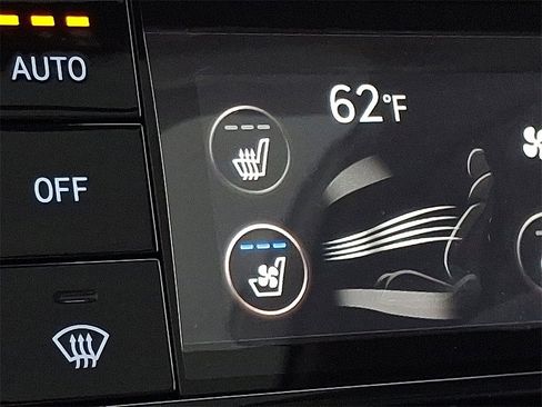 New 2026 Genesis G70 2.5T Prestige image 18