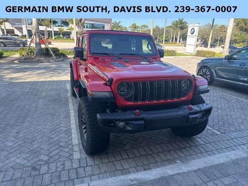 Used 2025 Jeep Wrangler Unlimited Rubicon image 9