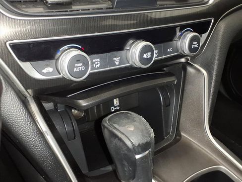 Used 2019 Honda Accord Sport image 13