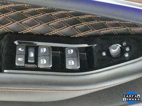 Used 2024 Jeep Grand Cherokee L Summit image 14