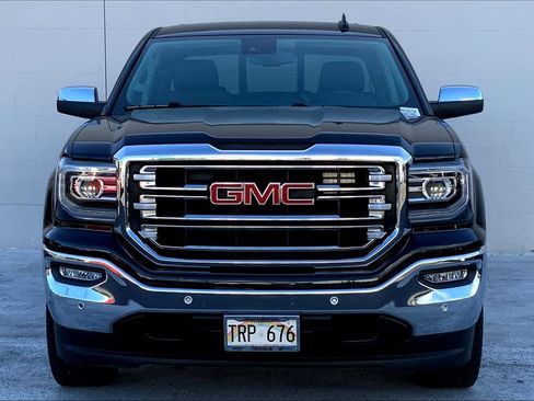 Used 2018 GMC Sierra 1500 SLT w/ Enhanced Driver Alert Package RWD image 2