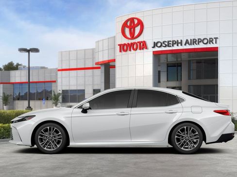 New 2026 Toyota Camry Hybrid AWD/4WD image 20