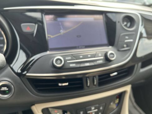 Used 2020 Buick Envision Essence w/ Experience Buick Package AWD/4WD image 16