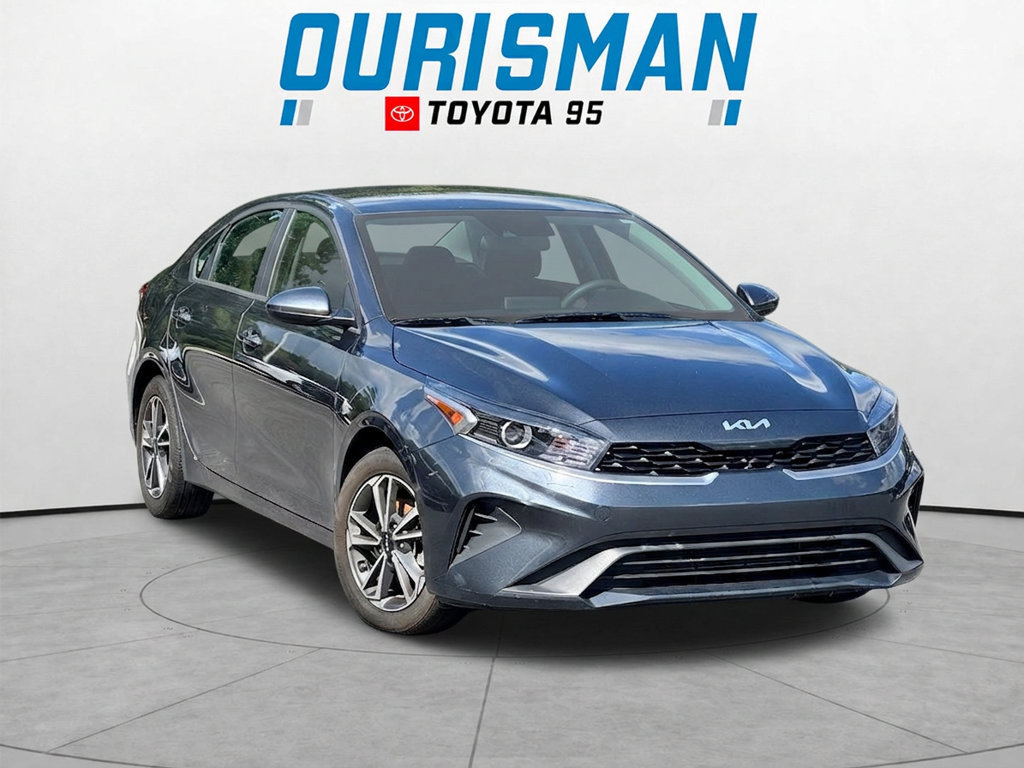 Used 2024 Kia Forte LXS FWD image 1