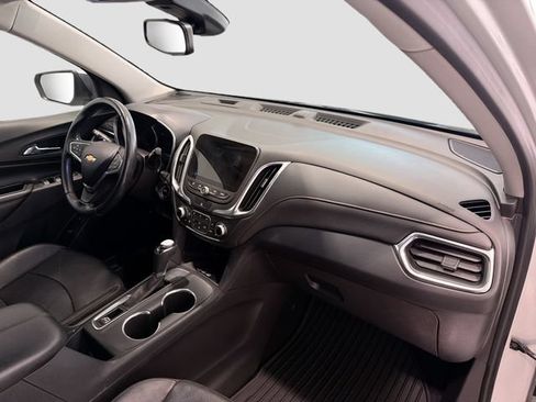Used 2020 Chevrolet Equinox Premier FWD image 24