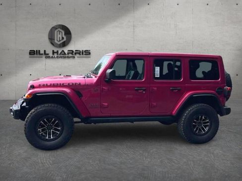 Used 2024 Jeep Wrangler Unlimited Rubicon AWD/4WD image 6