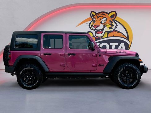 Used 2022 Jeep Wrangler Unlimited Sport AWD/4WD image 4
