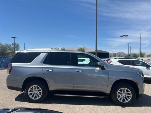 Used 2024 Chevrolet Tahoe LT AWD/4WD image 2