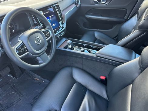 Certified 2023 Volvo S60 B5 Plus w/ Climate Package image 10