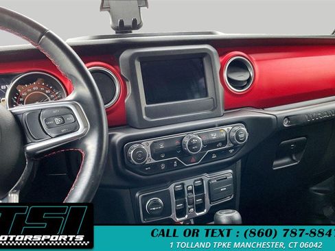 Used 2021 Jeep Wrangler Unlimited Rubicon AWD/4WD image 6