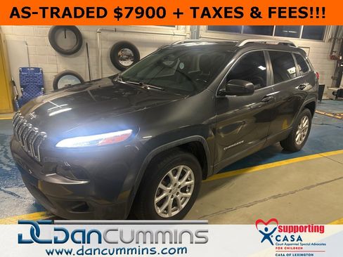 Used 2016 Jeep Cherokee Latitude image 1