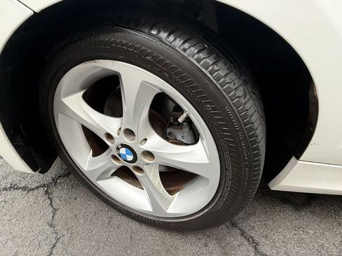 Used 2011 BMW 128i Coupe RWD image 36