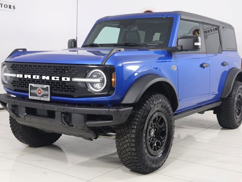 Used 2022 Ford Bronco Wildtrak image 5