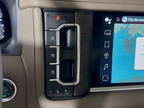 Used 2024 GMC Yukon Denali w/ Advanced Technology Package image 17