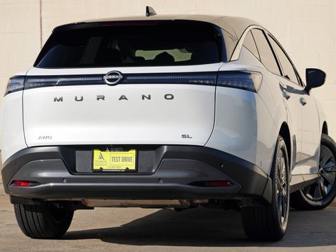 Used 2025 Nissan Murano SL AWD/4WD image 4