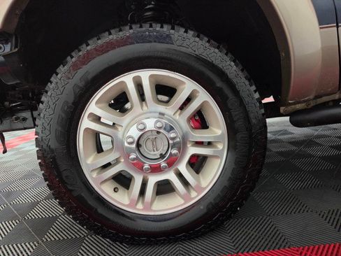 Used 2013 Ford F250 King Ranch w/ FX4 Off Road Pkg image 81