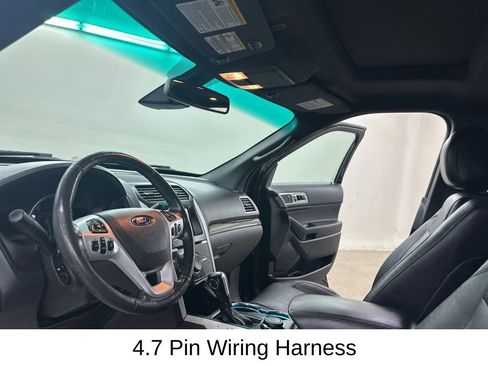 Used 2014 Ford Explorer Limited w/ Equipment Group 302A AWD/4WD image 33