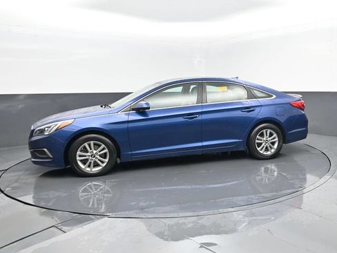 Used 2017 Hyundai Sonata SE FWD image 5