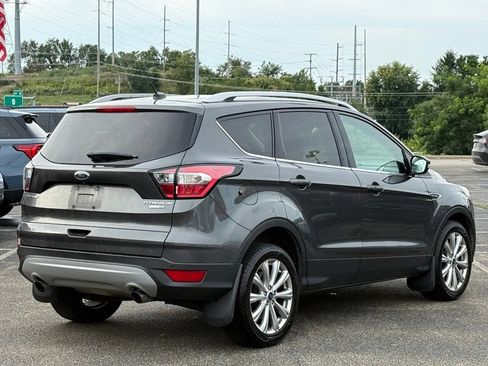 Used 2017 Ford Escape Titanium AWD/4WD image 29