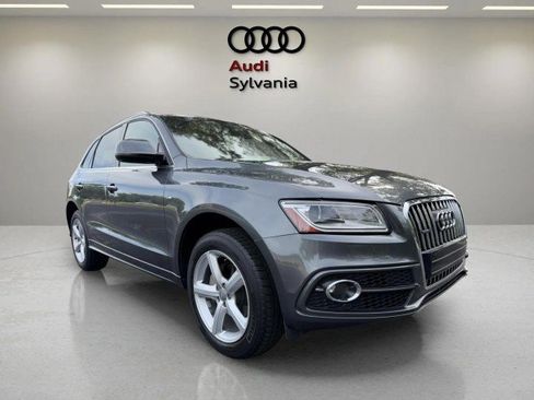 Used 2017 Audi Q5 2.0T Premium Plus w/ Technology Package AWD/4WD image 1